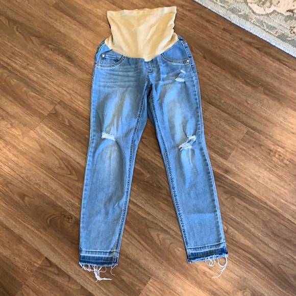 Jessica Simpson Denim - Jessica Simpson- Petite Maternity Distressed light wash jeans- PSmall